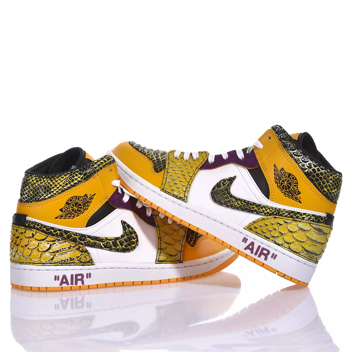 Nike Air Jordan 1  Taxi Air Jordan 1 Animalier